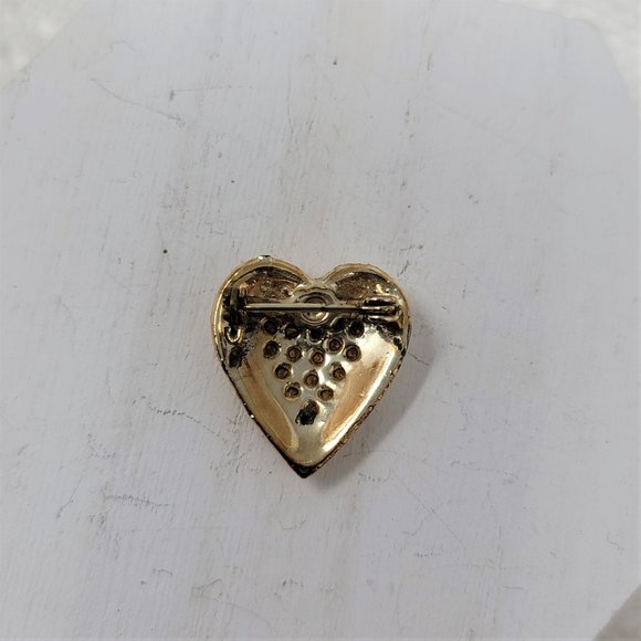 Small Vintage Heart Pin Brooch Rhinestone Center Gold tone - Picture 6 of 7